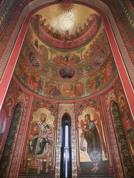 interior-monasterio-de-Curtea-de-Arges