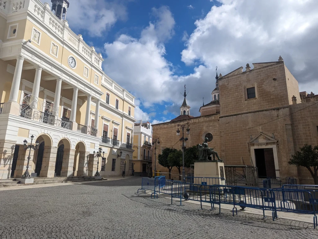 plaza españa que ver en badajoz