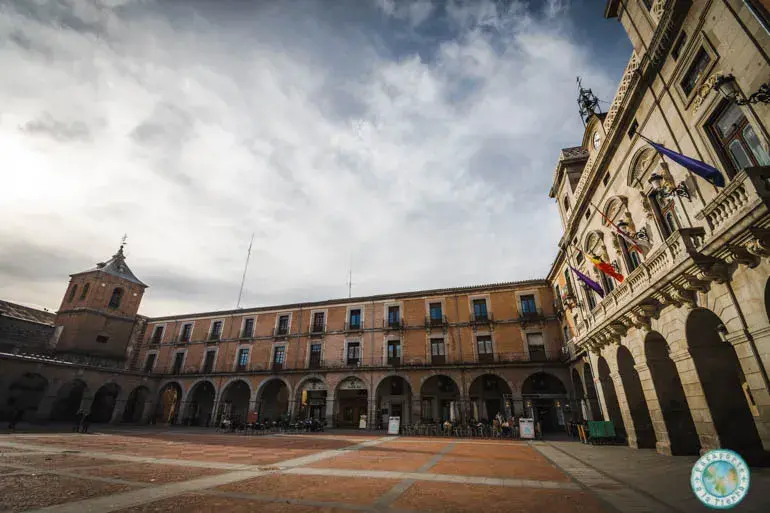 plaza-mercado-chico-avila