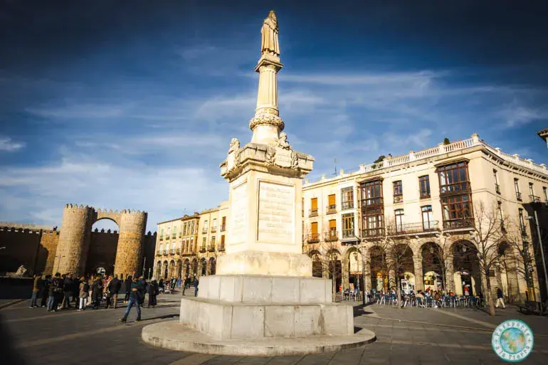 plaza-mercado-grande-que-ver-en-avila
