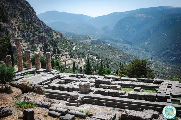 visitar-templo-apolo-delfos