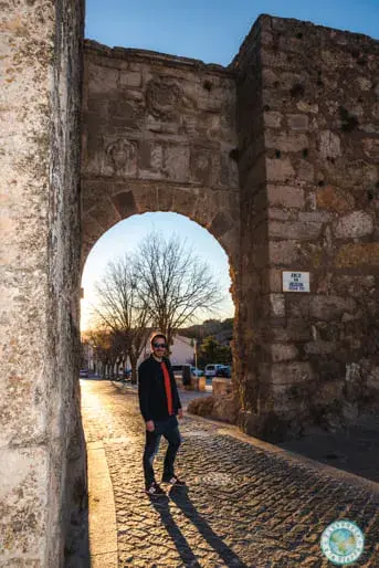 arco-bezudo