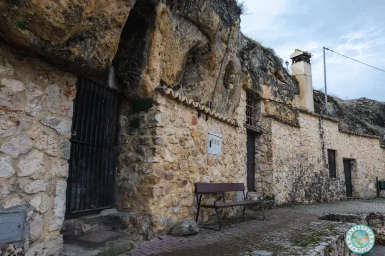 bodegas-vino-cuevas-buendia