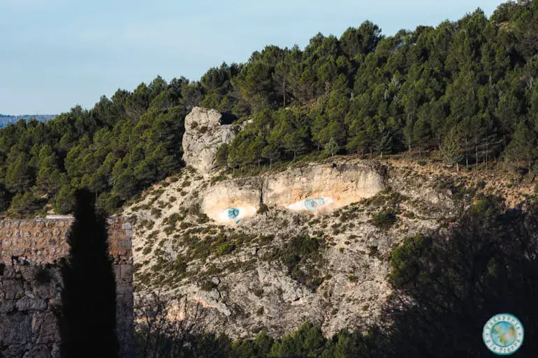 ojos-de-la-mora