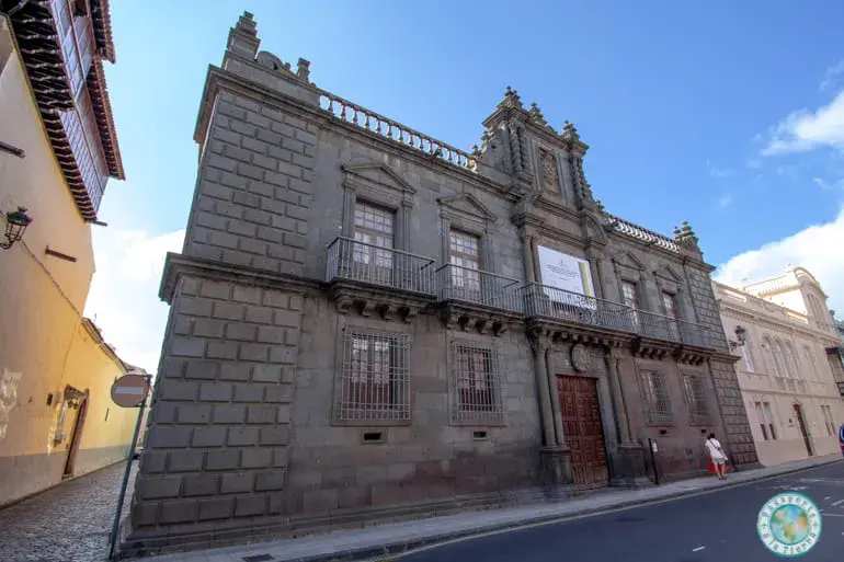 palacio-de-nava-y-grimon