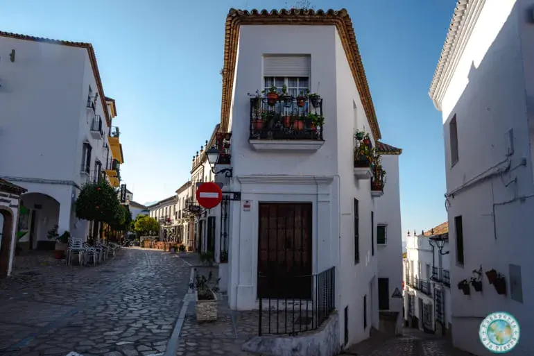 calles-bonitas-que-ver-en-zahara-de-la-sierra