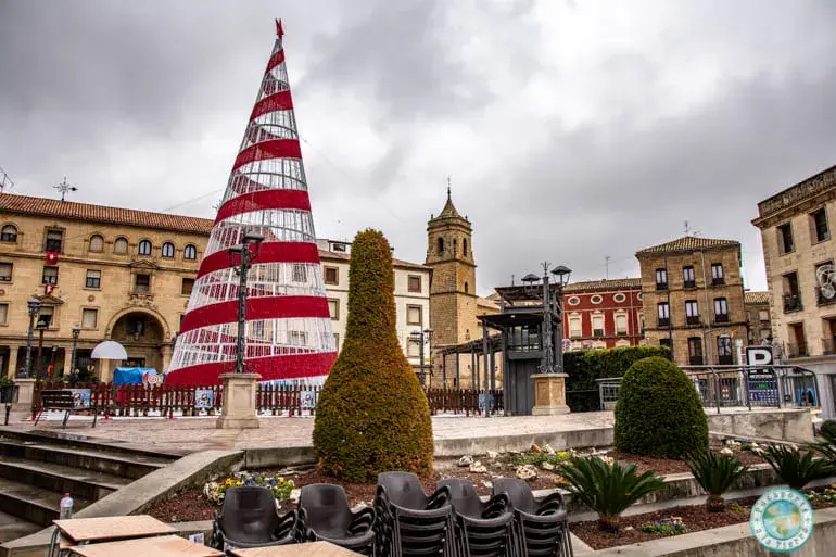 plaza-adanlucia-que-ver-en-ubeda