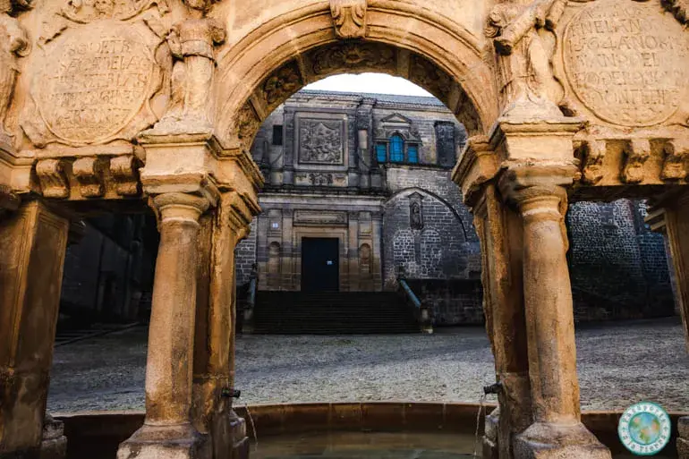fuente-santa-maria-que-ver-en-baeza