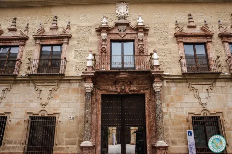 palacio-condes-santa-ana