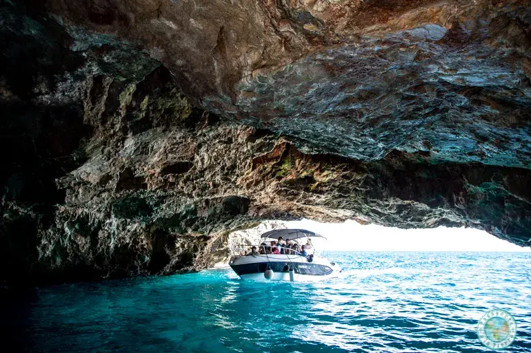 blue-cave-que-ver-en-la-bahia-de-kotor