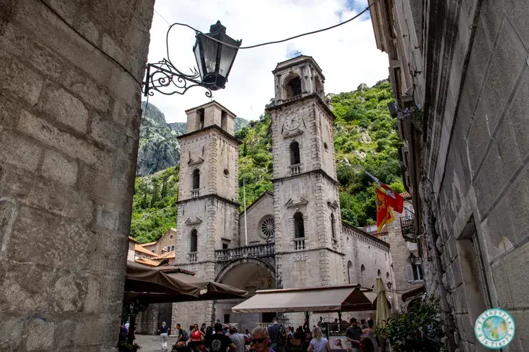 kotor-que-ver-en-la-bahia-de-kotor