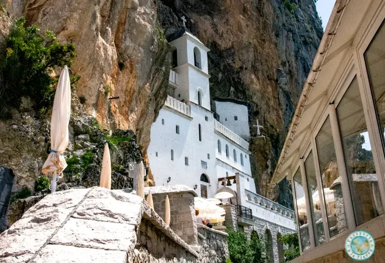 monasterio-ostrog