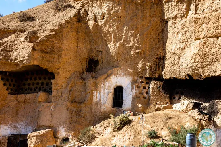 columbarios-tumbas-que-ver-en-marchal