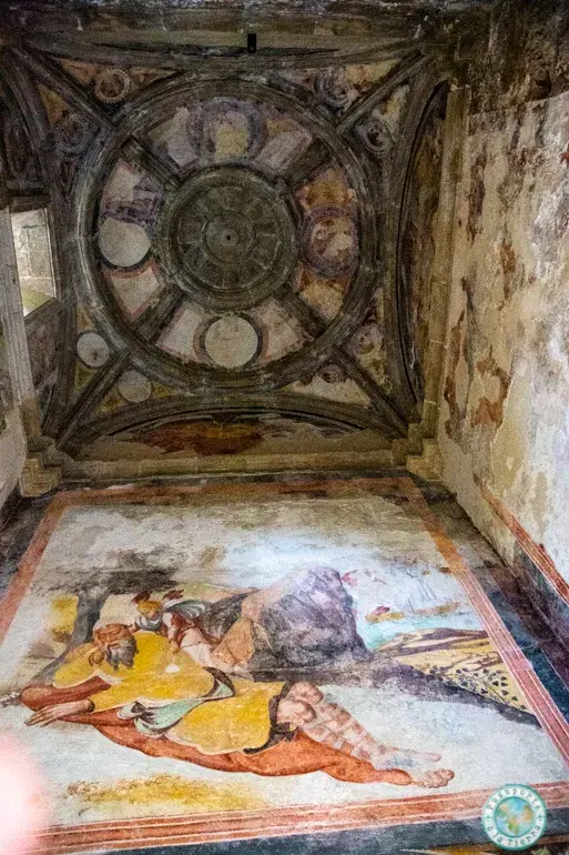 frescos-iglesia-cazorla