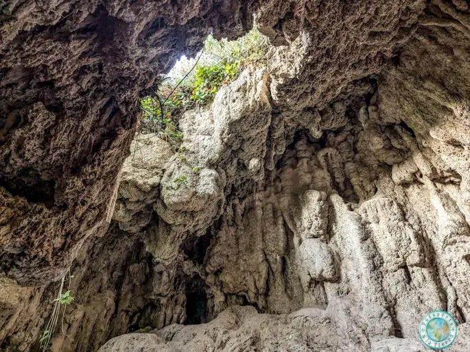cuevas-jardin-nazari-que-ver-en-velez-de-benaudalla