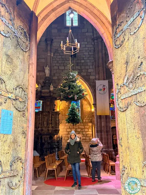 arboles-navidad-colgados-sélestat-alsacia