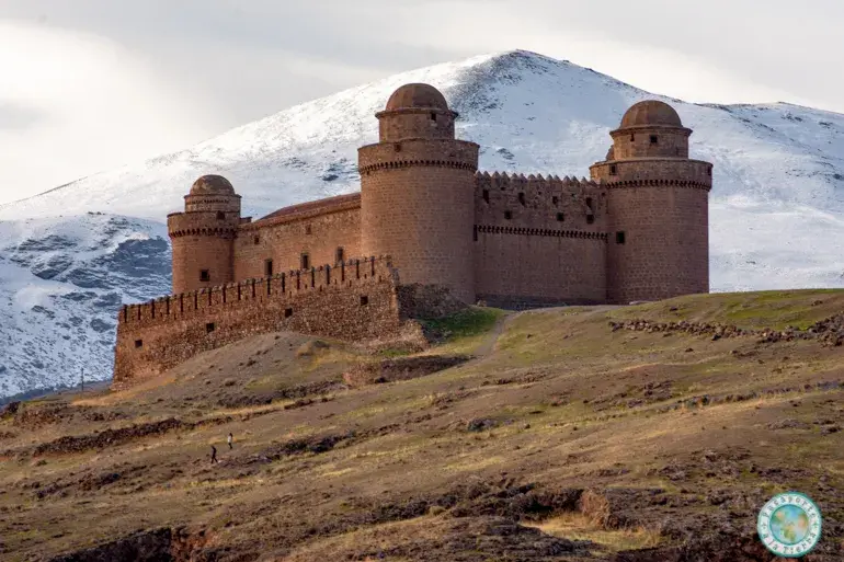 castillo-de-la-calahorra-en-granada
