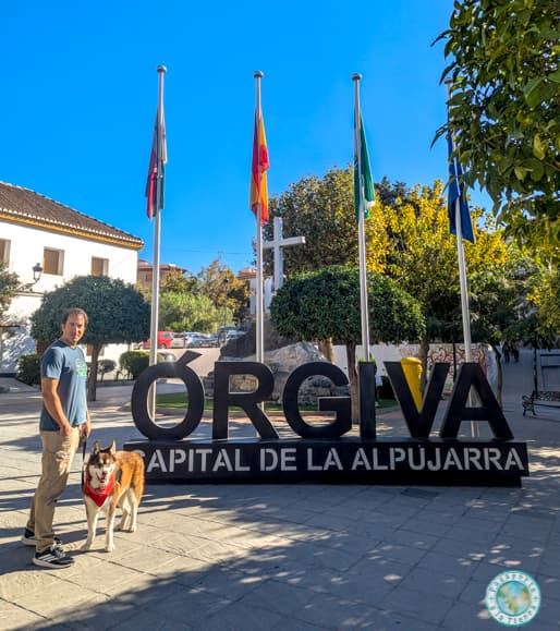 plaza-alpujarra-letrero-que-ver-en-orgiva