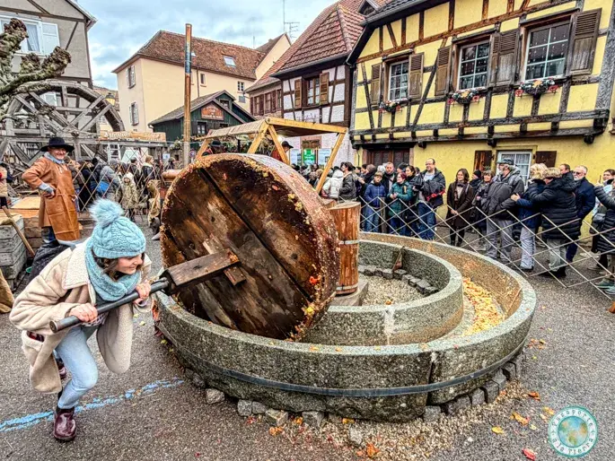 prensa-de-manzanas-mercado-navideño-de-ribeauvillé