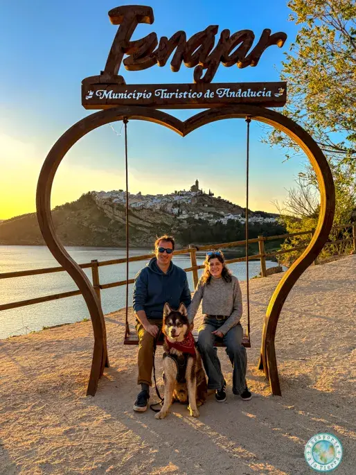 mirador-columpio-iznajar