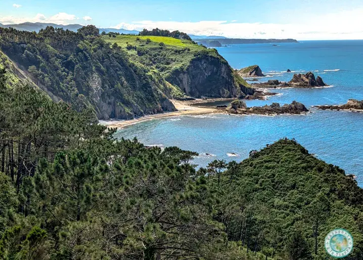 que-ver-cerca-de-playa-del-silencio