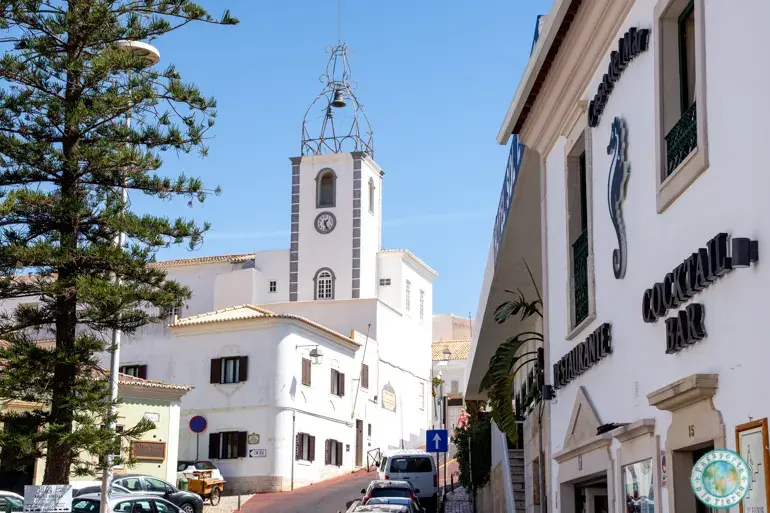 torre-relogio-que-ver-en-albufeira