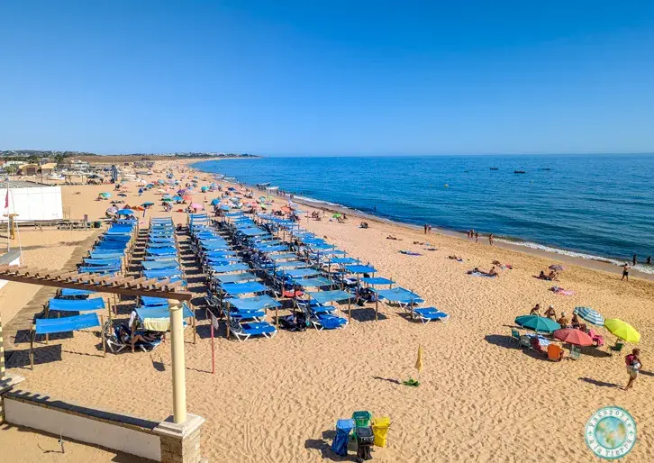 playa-de-armacao-de-pera