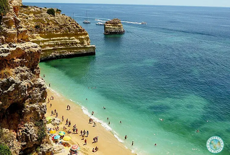 praia-de-marinha-ruta-de-los-siete-valles-colgantes