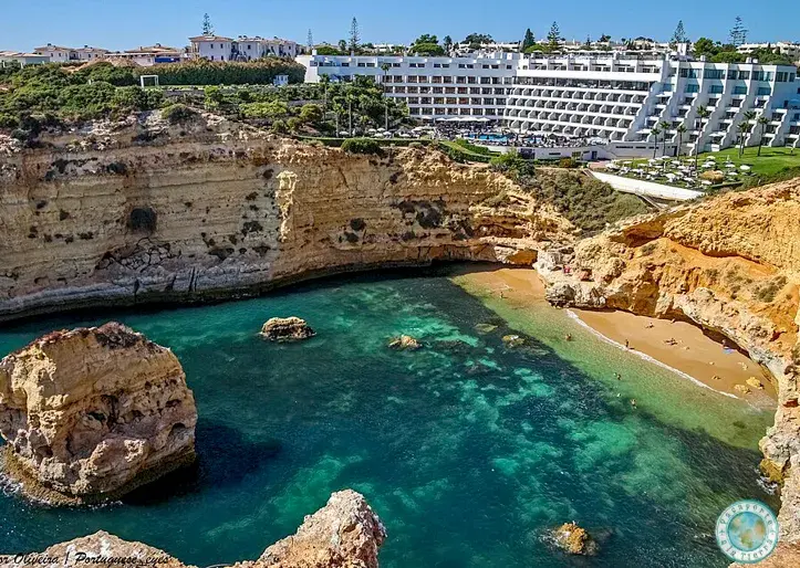 praia-do-vale-de-centeanes