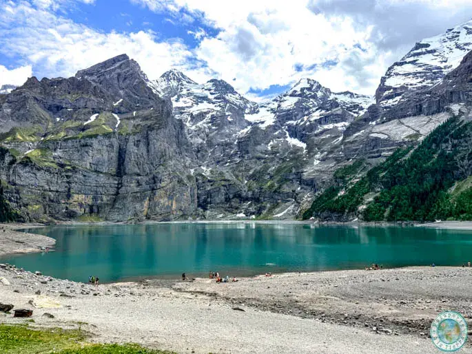 orilla-de-lago-oeschinen
