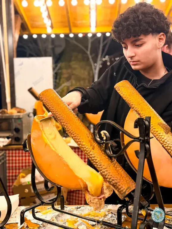 raclette-queso-mercado-navideño-estrasburgo