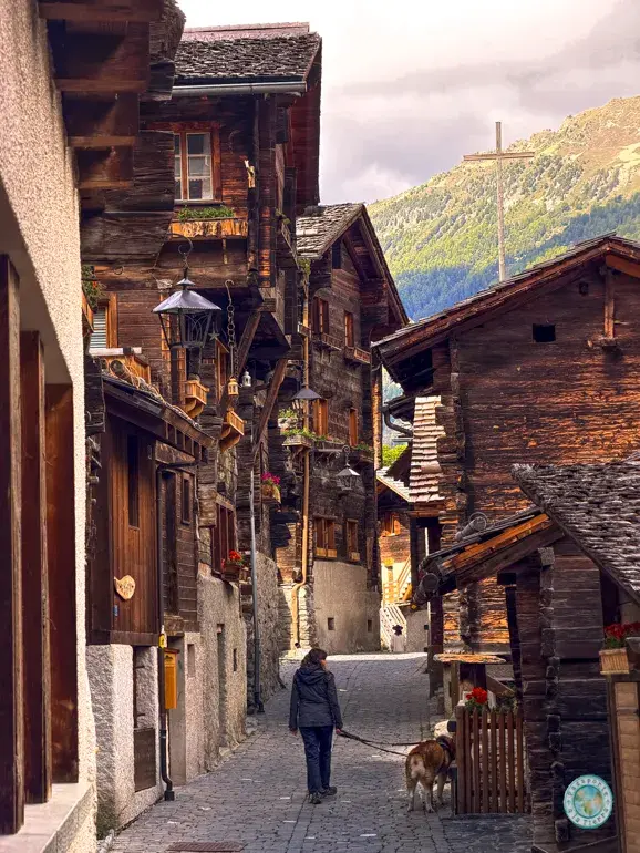 rue-du-village-que-ver-en-grimentz
