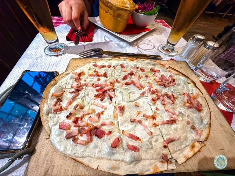 tarte-flambée-donde-comer-en-estrasburgo