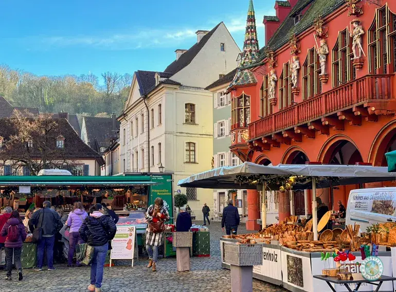münsterplatz-que-ver-en-friburgo-de-brisgovia