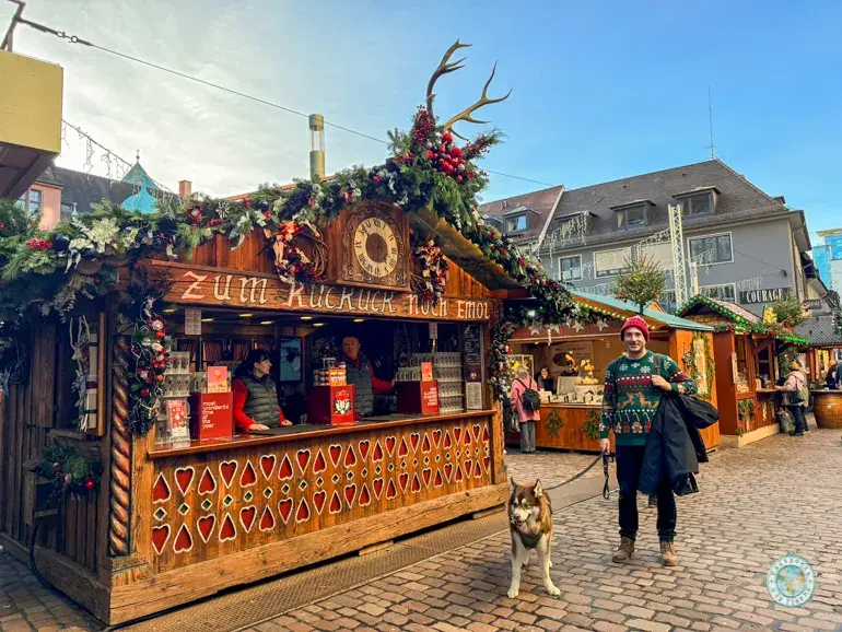 puesto-vino-caliente-mercado-navideño-friburgo