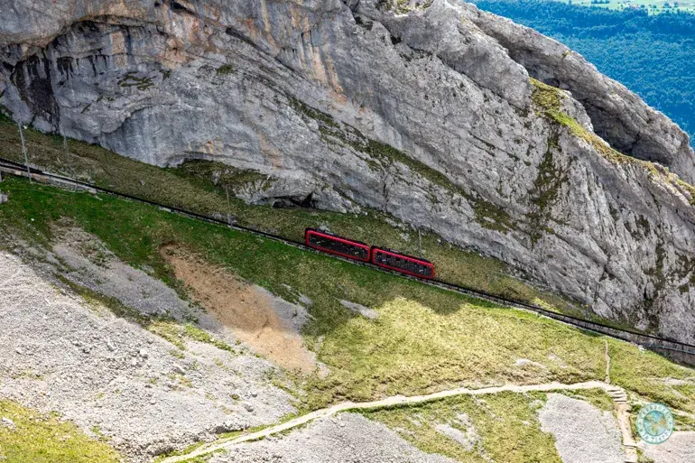 tren-cremallera-mas-empinado-del-mundo-monte-pilatus